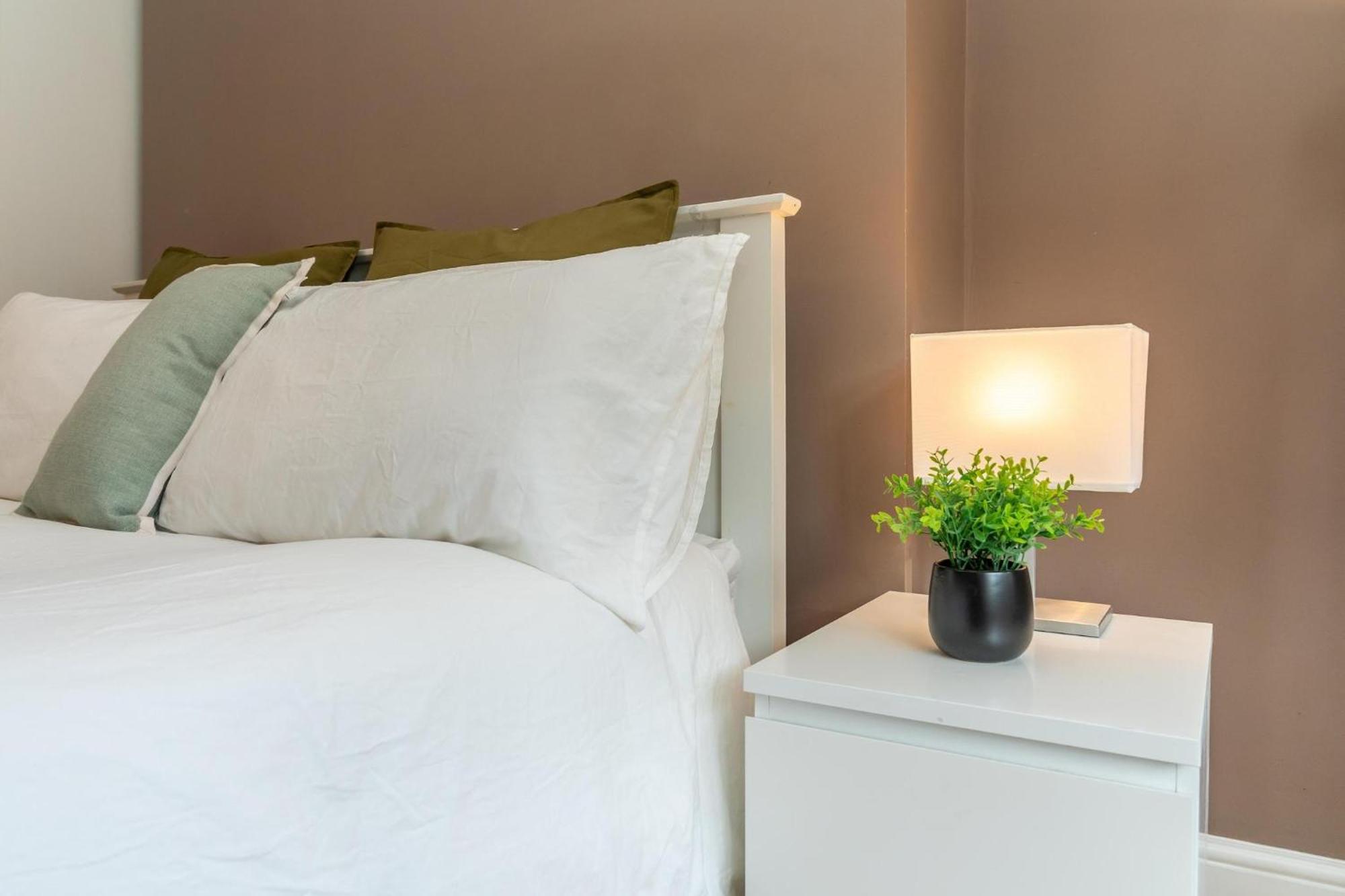 Location! 2 Bed/2bath - Pro Host Апартаменты *