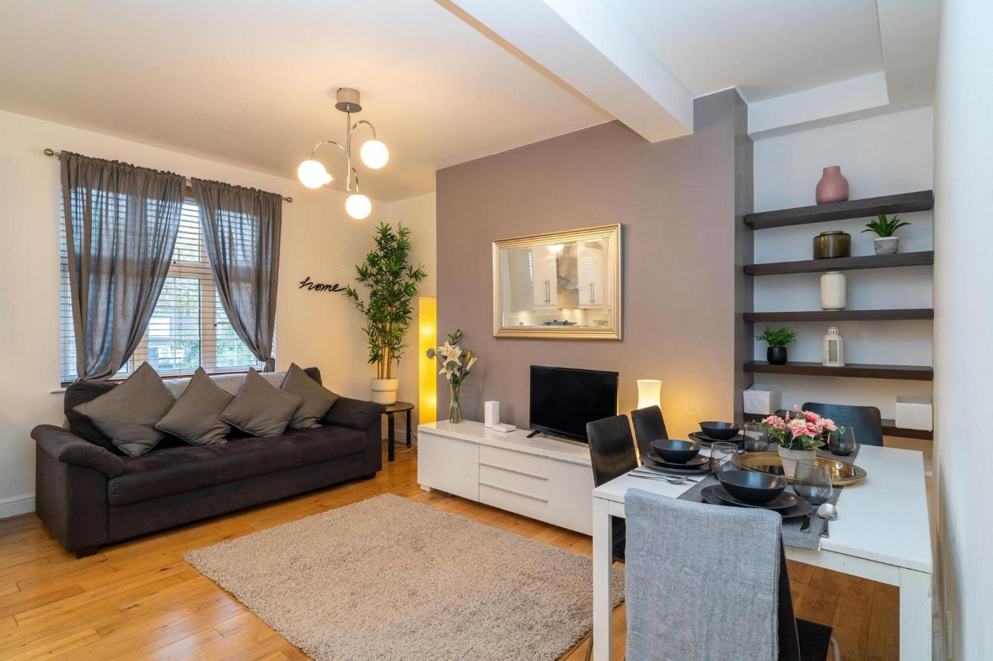 Location! 2 Bed/2bath - Pro Host Лондон